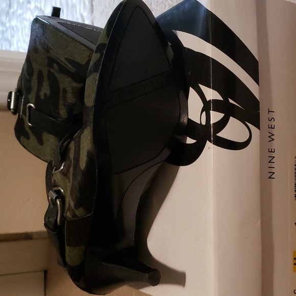 EUC! Nine West "Sappheir" boot 6 - Picture 11 of 11